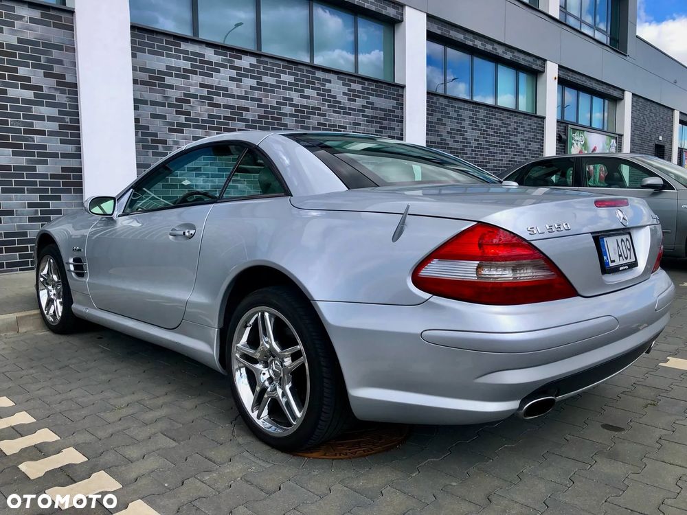 Mercedes-Benz SL - 1