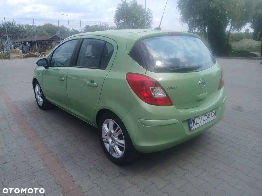 Opel Corsa 1.4 16V Innovation 110 Jahre - 14