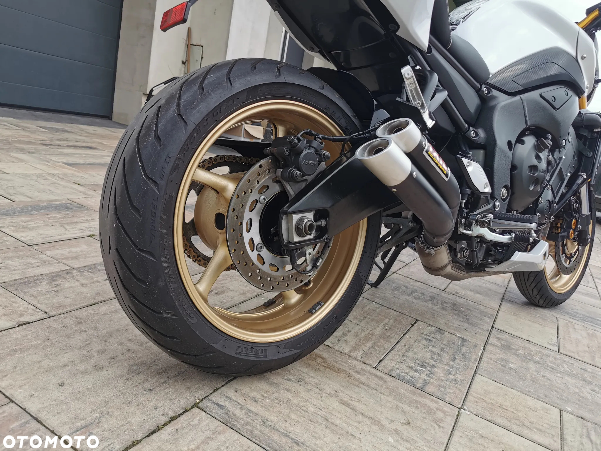Yamaha FZ8 - 17