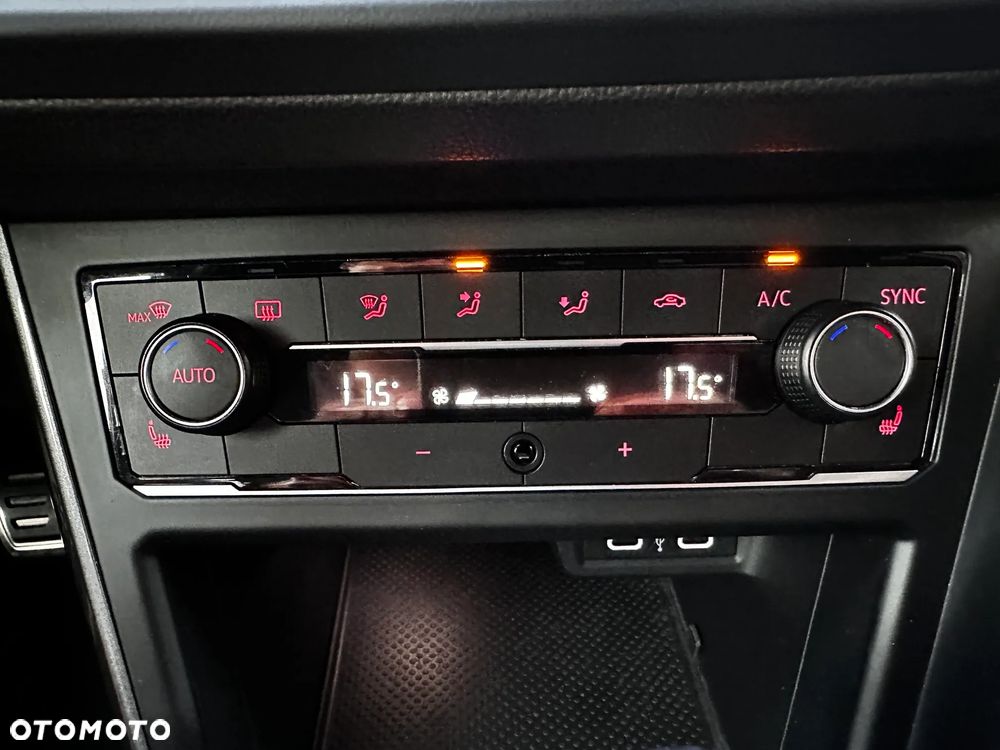 Volkswagen Polo 2.0 TSI OPF DSG GTI - 30