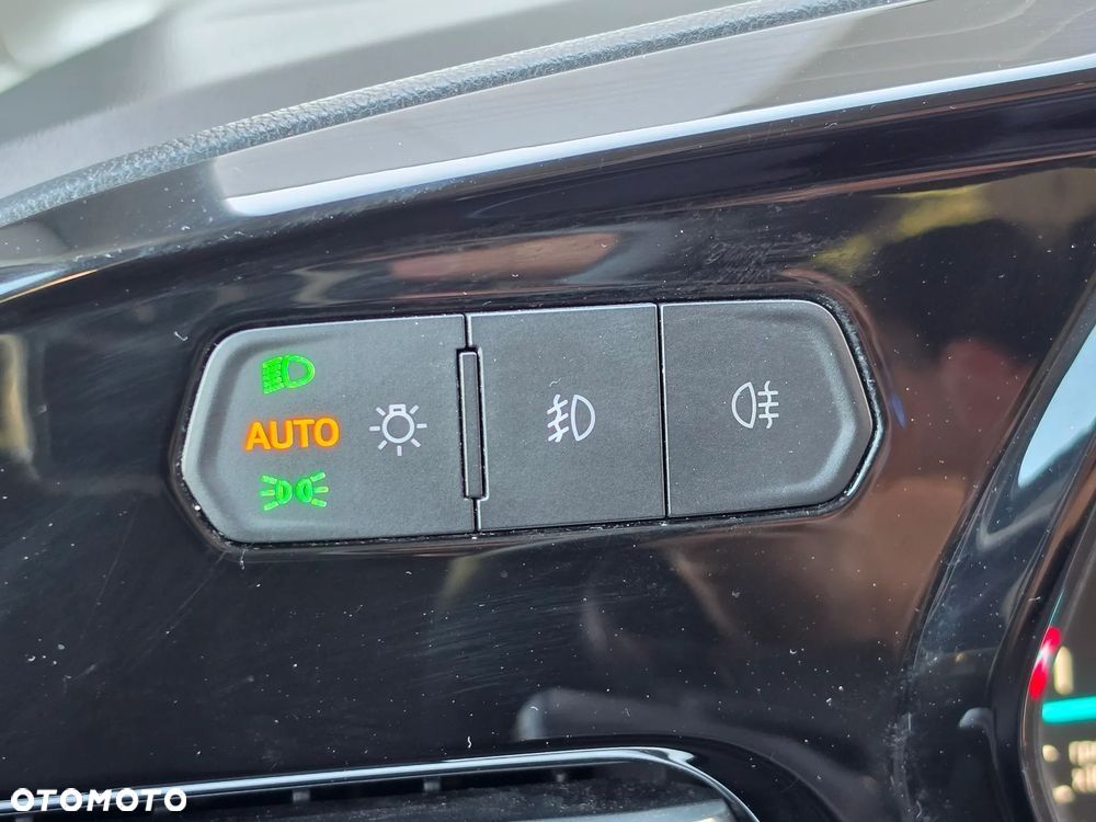 Ford Tourneo Connect Grand 2.0 EcoBlue Active - 28