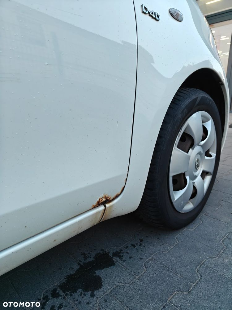 Toyota Yaris 1.4 D-4D Terra A/C - 9