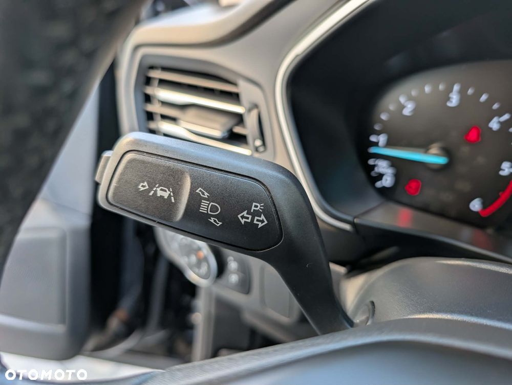 Ford Focus 1.5 EcoBlue Connected - 12