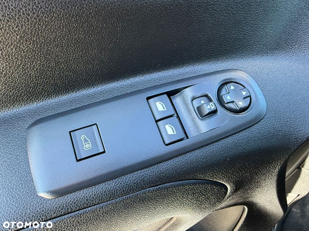 Peugeot Partner Doblo Proace Berlingo Combo - 17