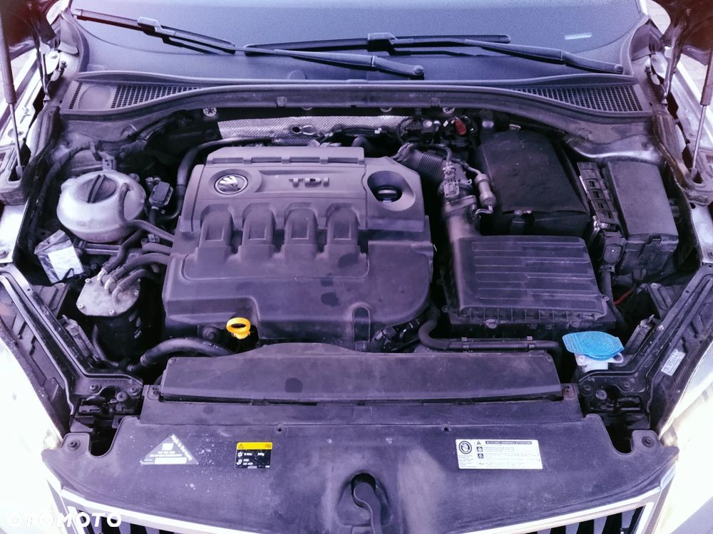 Skoda Superb 1.6 TDI Ambition DSG - 16