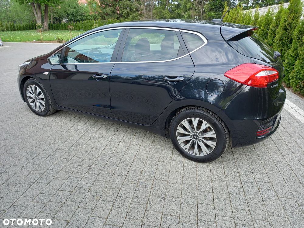 Kia Ceed 1.6 GDI Platinum Edition - 6
