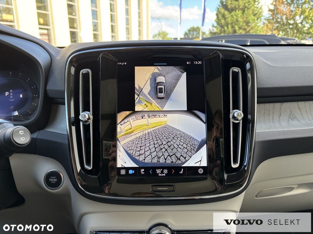 Volvo XC 40 - 18