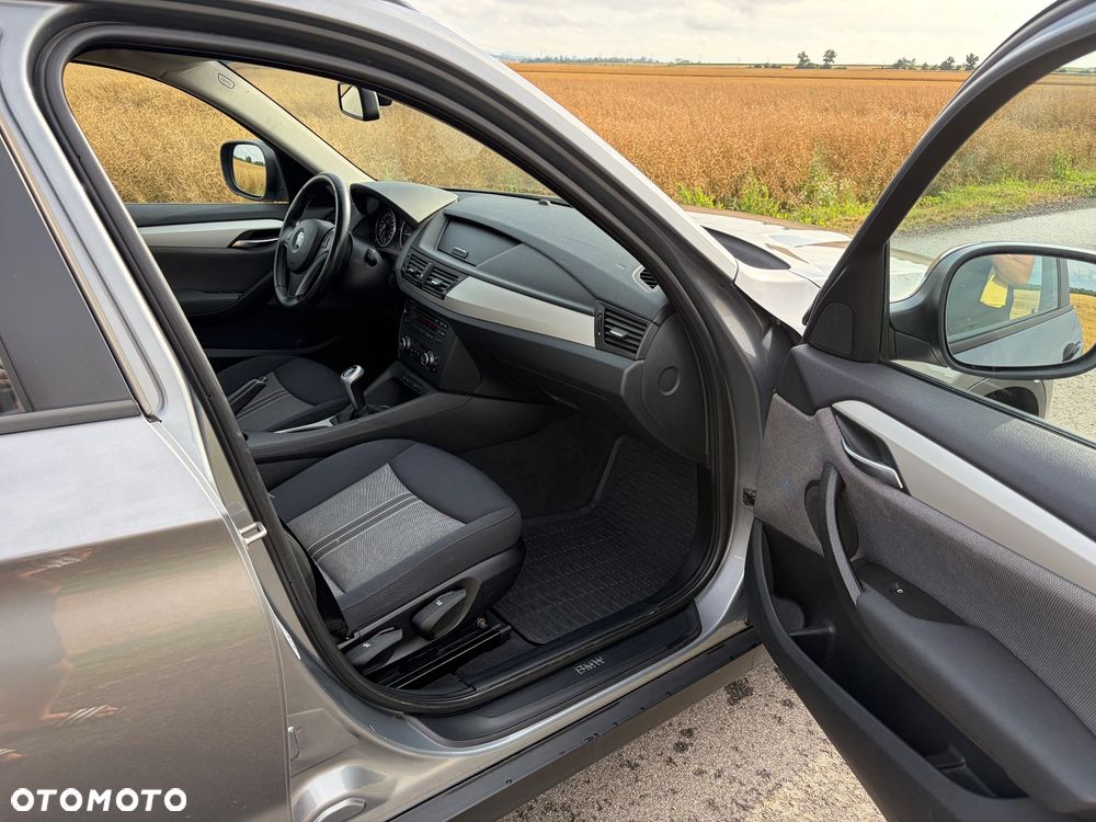 BMW X1 sDrive18d - 15