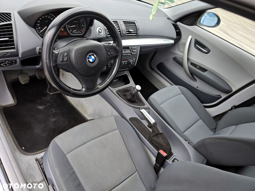 BMW Seria 1 - 13