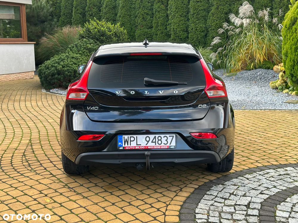 Volvo V40 D2 Momentum - 11