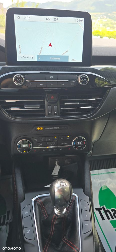 Ford Kuga 2.0 TDCi 2x4 ST-Line - 8