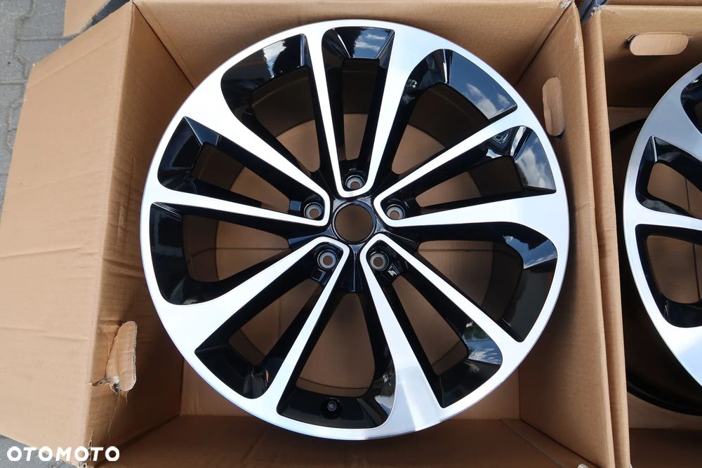 Nowe felgi Bentley Bentayga 21'' - 4