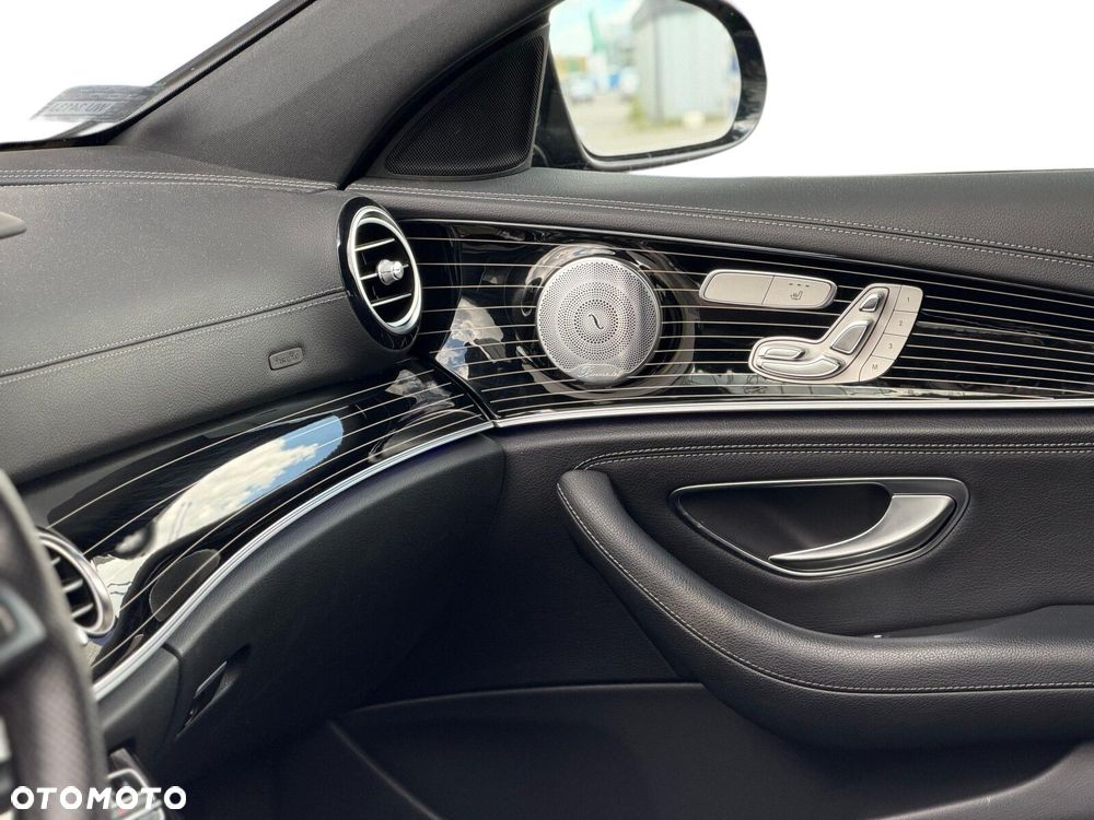 Mercedes-Benz Klasa E 220 d 4-Matic AMG/Avantgarde - 13