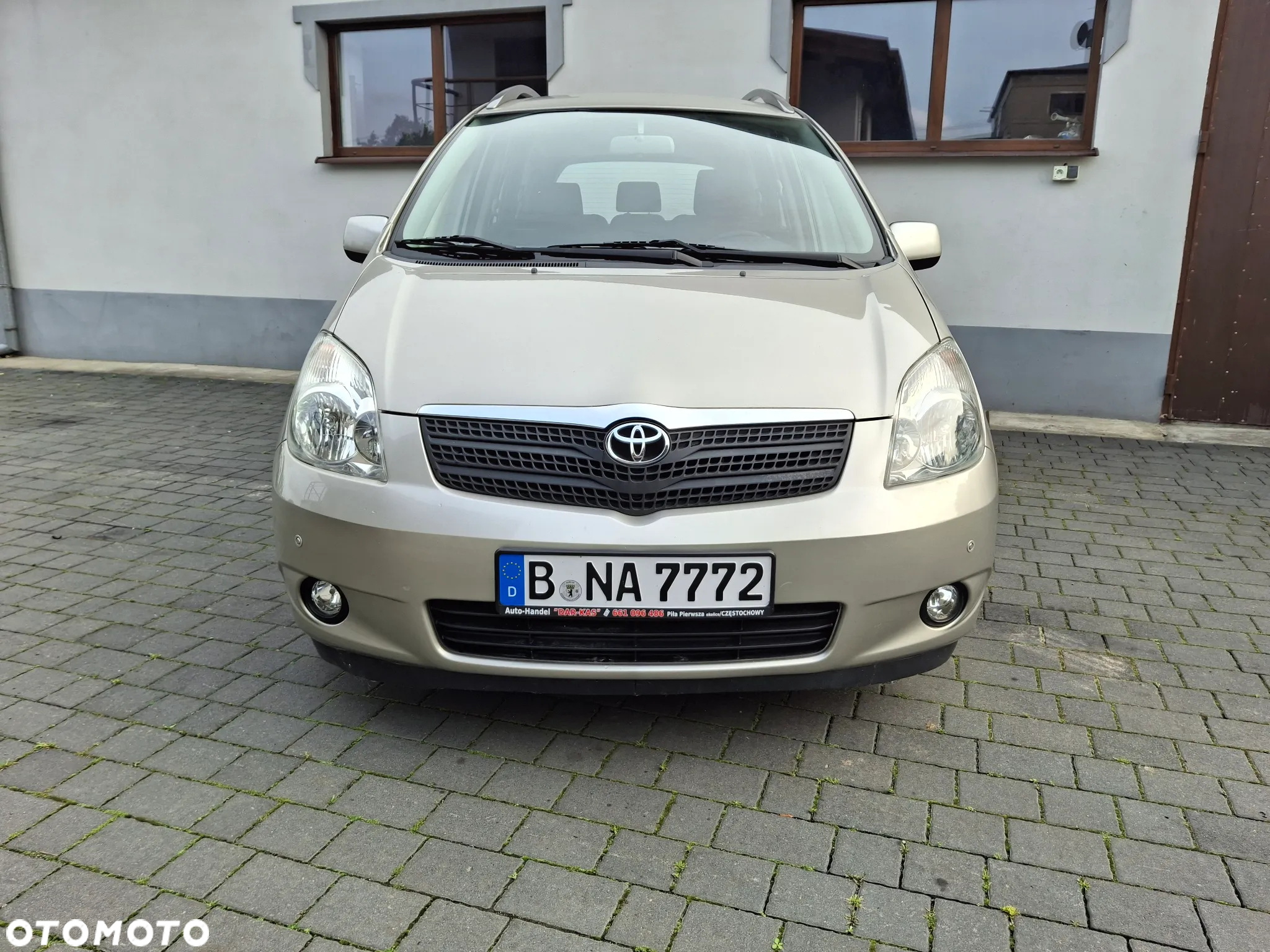 Toyota Corolla Verso 2.0 D-4D Sol - 36