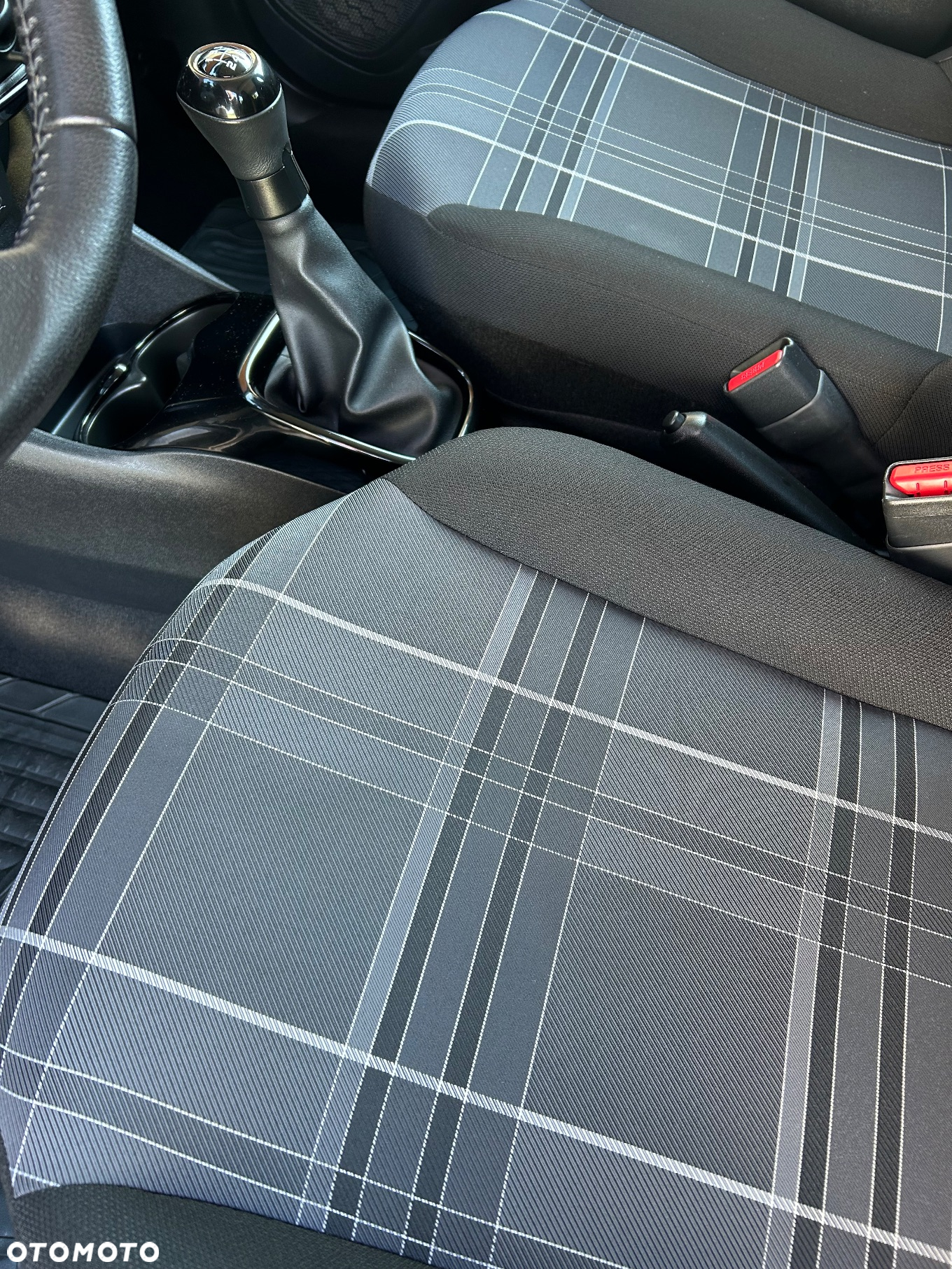 Peugeot 108 - 20