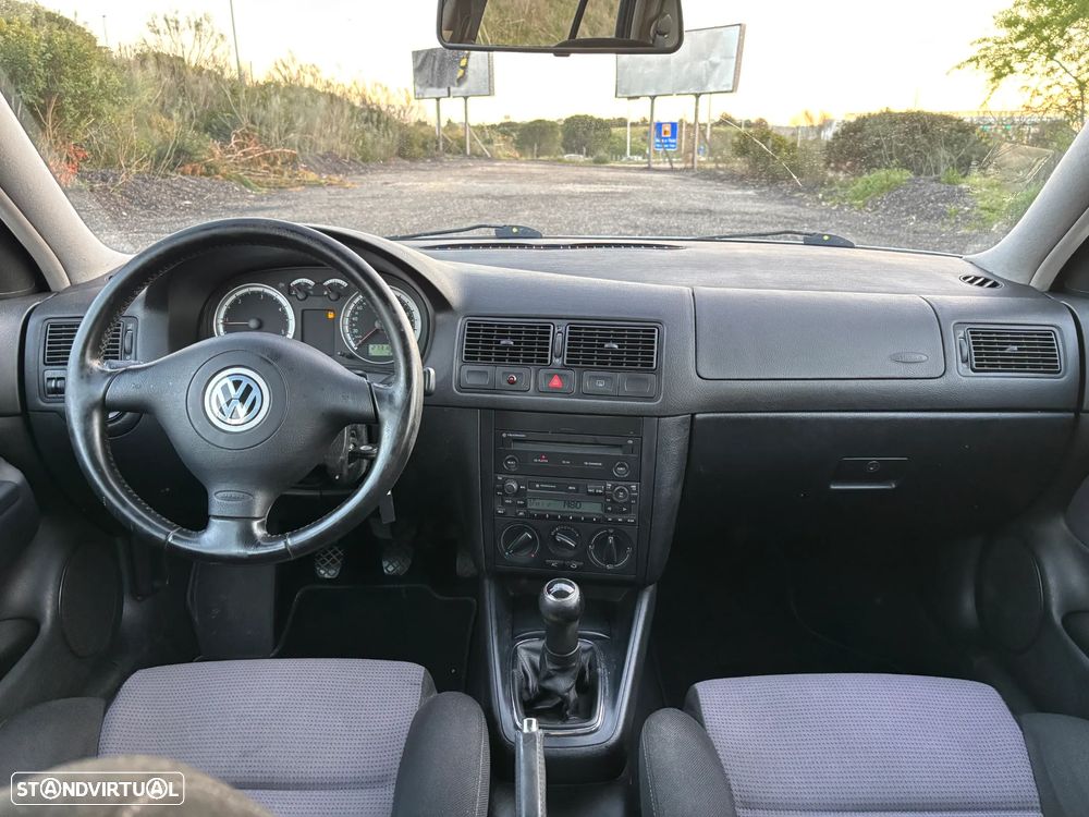 VW Golf 1.9 TDi 25 Anos - 5