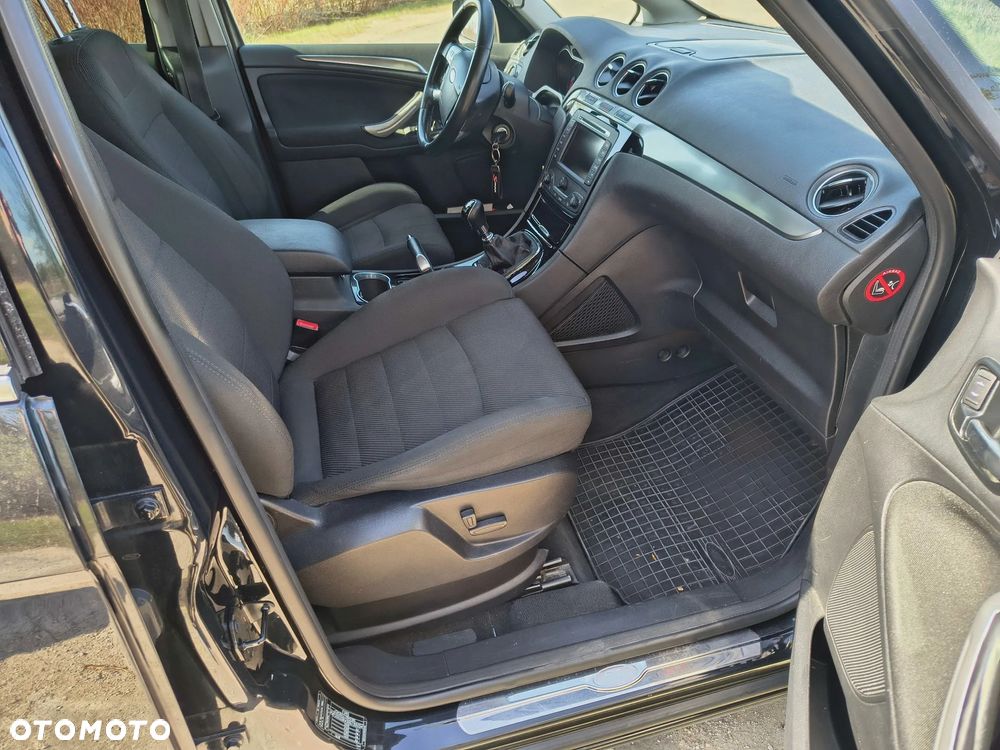 Ford S-Max 2.0 TDCi DPF Titanium - 12