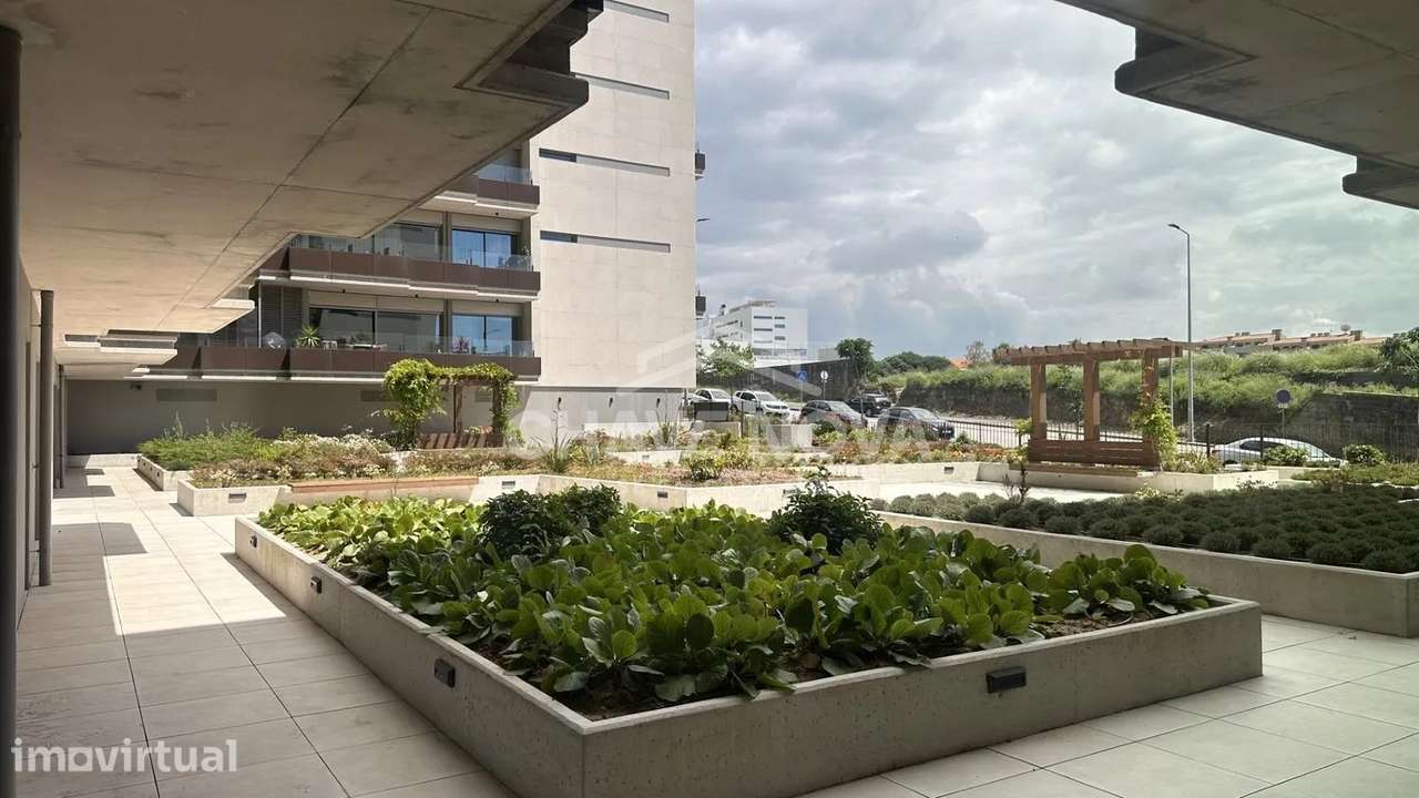 Um T1 novo, no Canidelo Gardens II com garagem, arrumos, vista mar - Grande imagem: 4/13