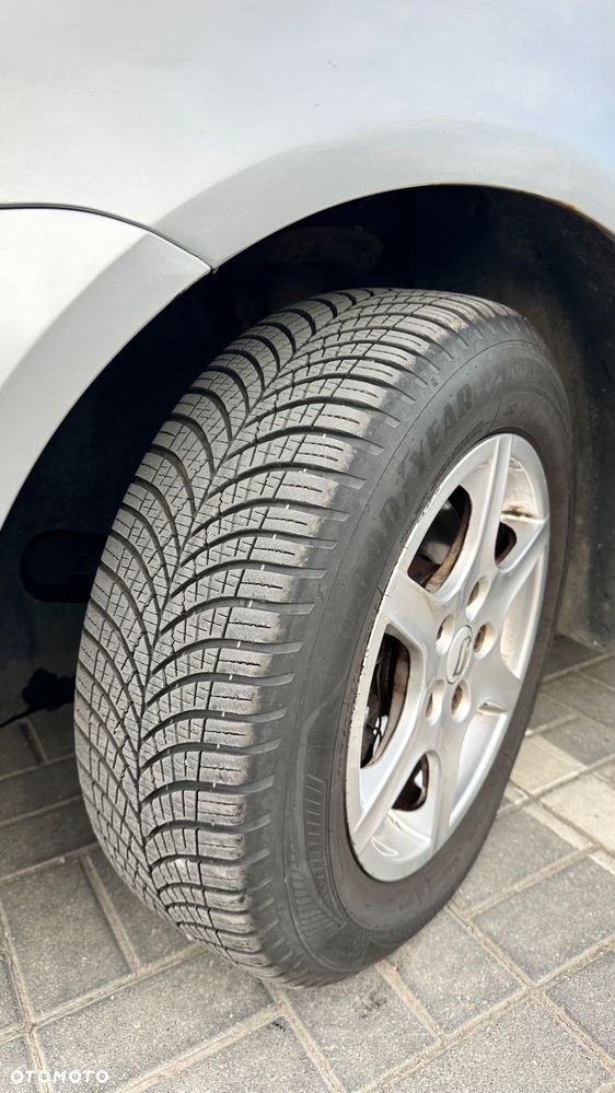 Volkswagen Touran 1.9 TDI DPF Trendline - 9