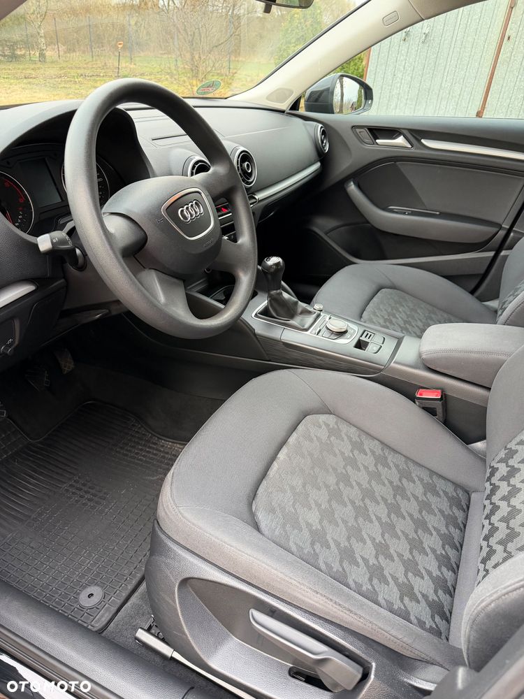 Audi A3 Sportback 1.6 TDI - 6