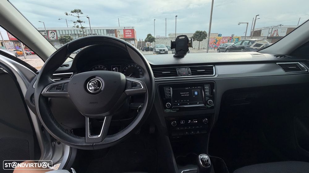 Skoda Rapid Spaceback 1.6 TDi Style - 9
