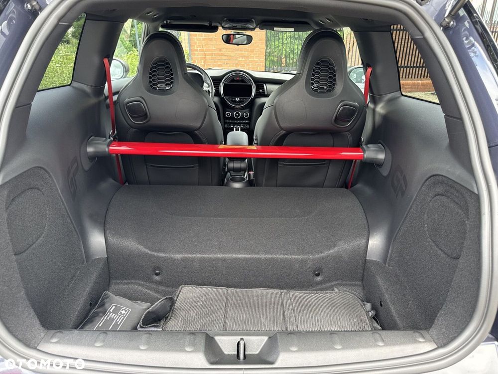 MINI John Cooper Works - 22
