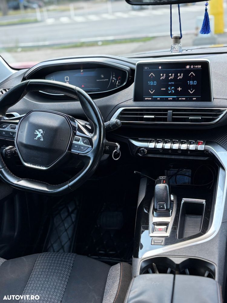 Peugeot 3008 1.6 BlueHDI S&S EAT6 Active - 11