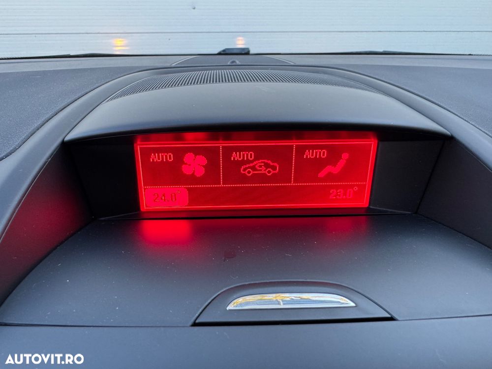 Opel Zafira Tourer 1.6 CDTI ecoFLEX Start/Stop Active - 10