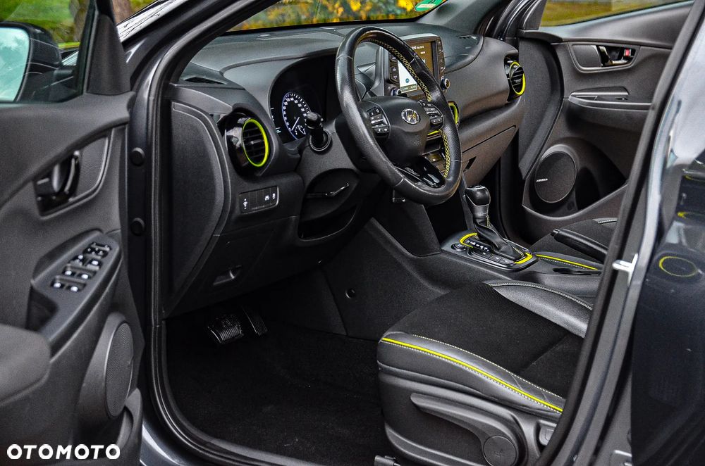 Hyundai Kona 1.6 T-GDI DCT 4WD Premium - 28