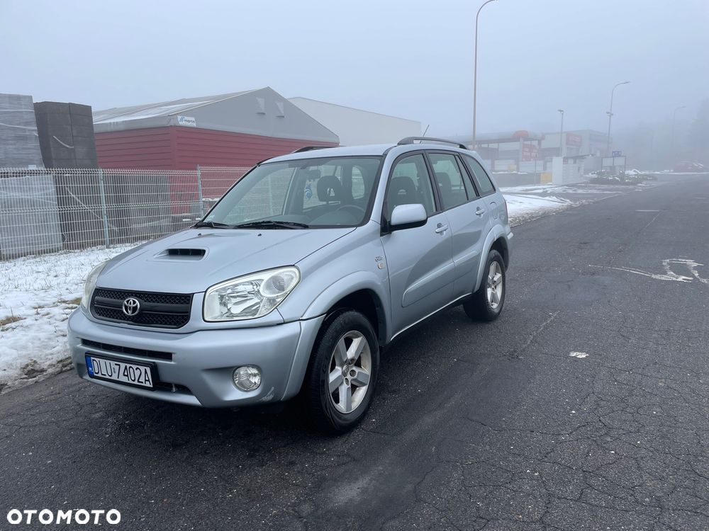 Toyota RAV4 D-4D 4x4 Sol - 3