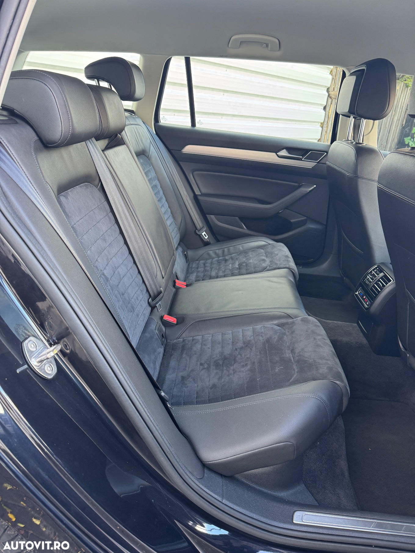 Volkswagen Passat Variant 1.4 TSI ACT (BMT) DSG Highline - 12