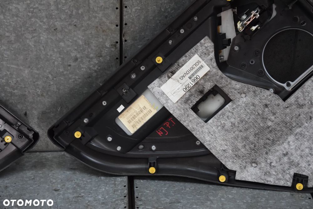 JEEP GRAND CHEROKEE WJ BOCZEK LEWY PRAWY TYŁ KPL. - 16