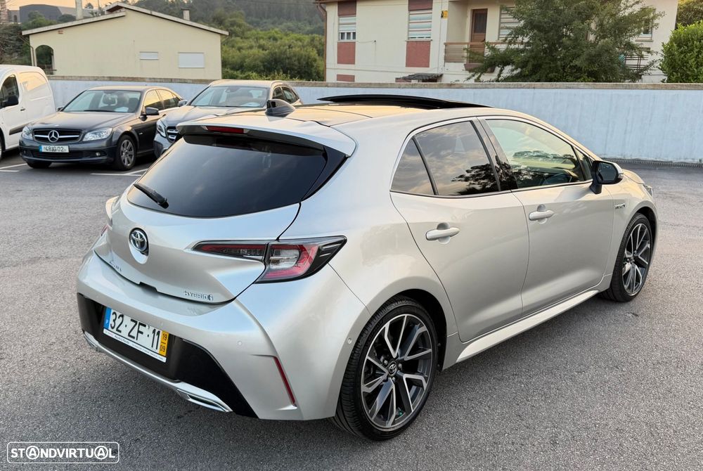 Toyota Corolla 2.0 Hybrid Exclusive - 11