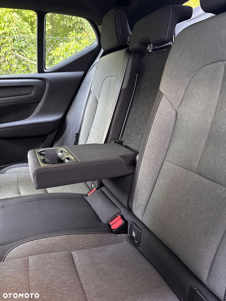 Volvo XC 40 B3 Core - 28