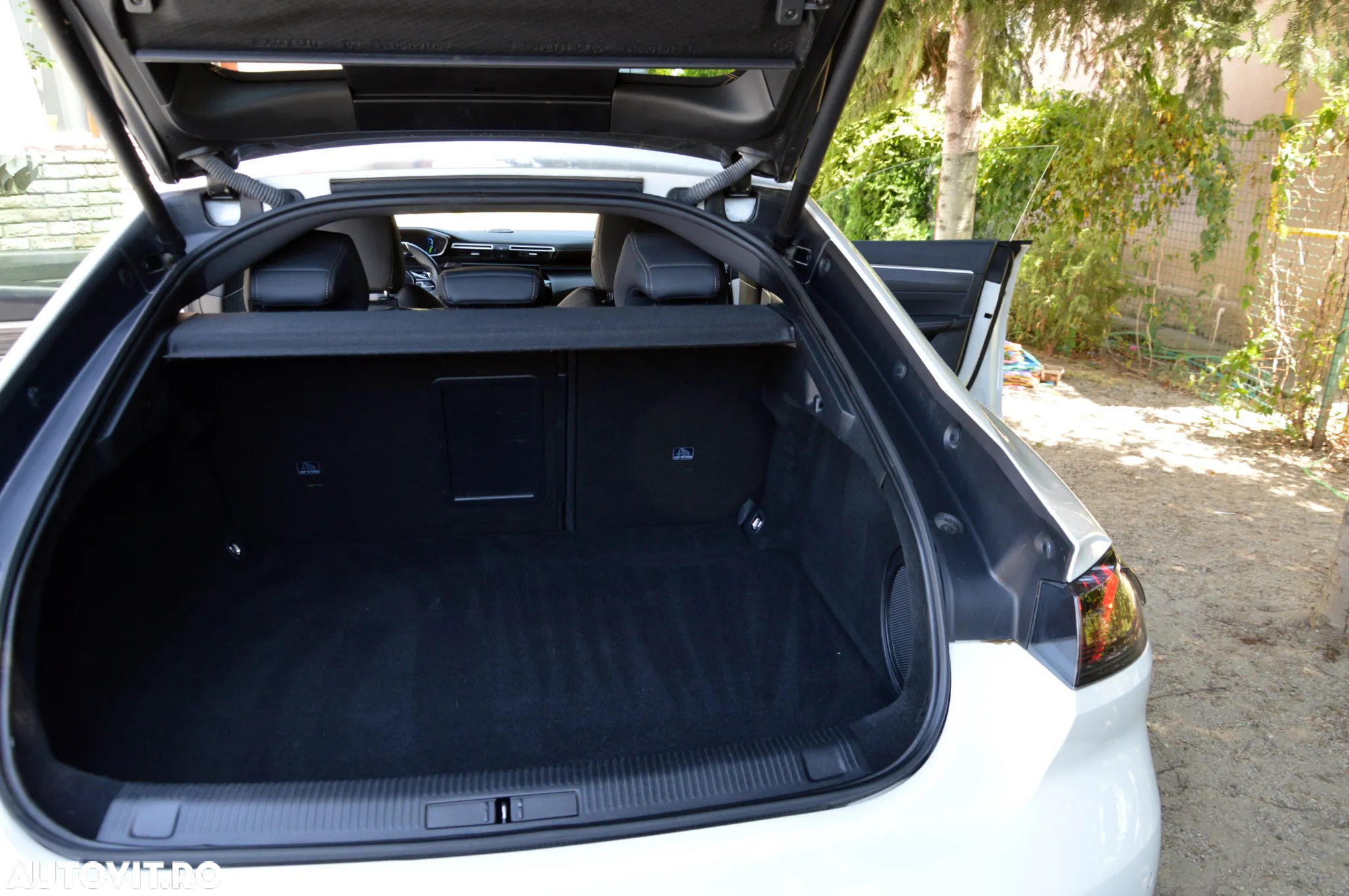 Peugeot 508 Hybrid 225 e-EAT8 GT - 9