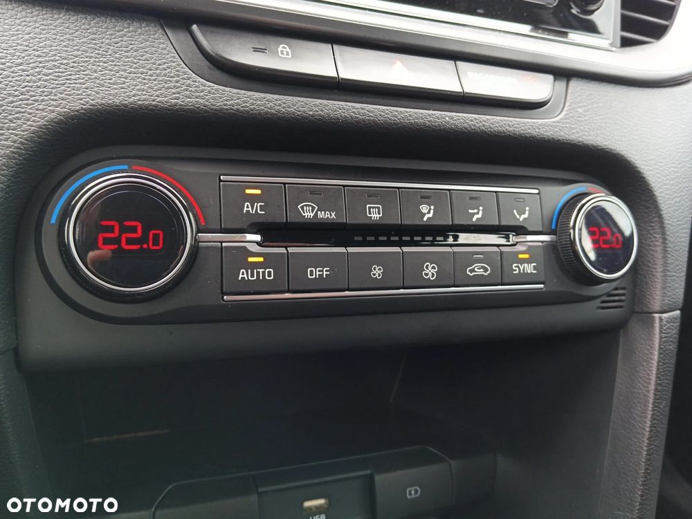 Kia Ceed 1.5 T-GDI M - 18