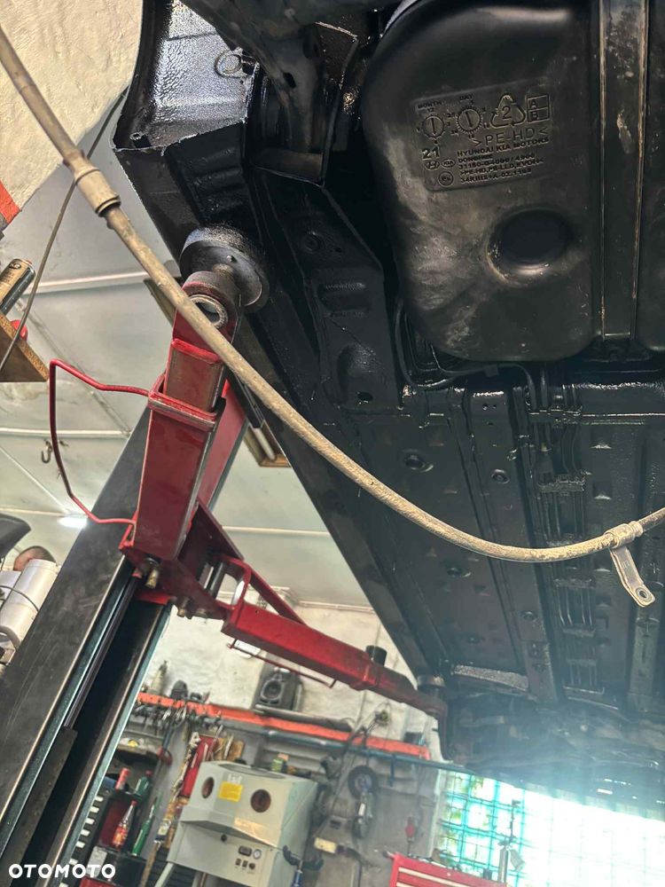 Hyundai i30 1.5 DPI Classic + - 21