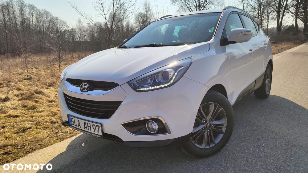 Hyundai ix35 blue 1.6 2WD Finale Gold - 3