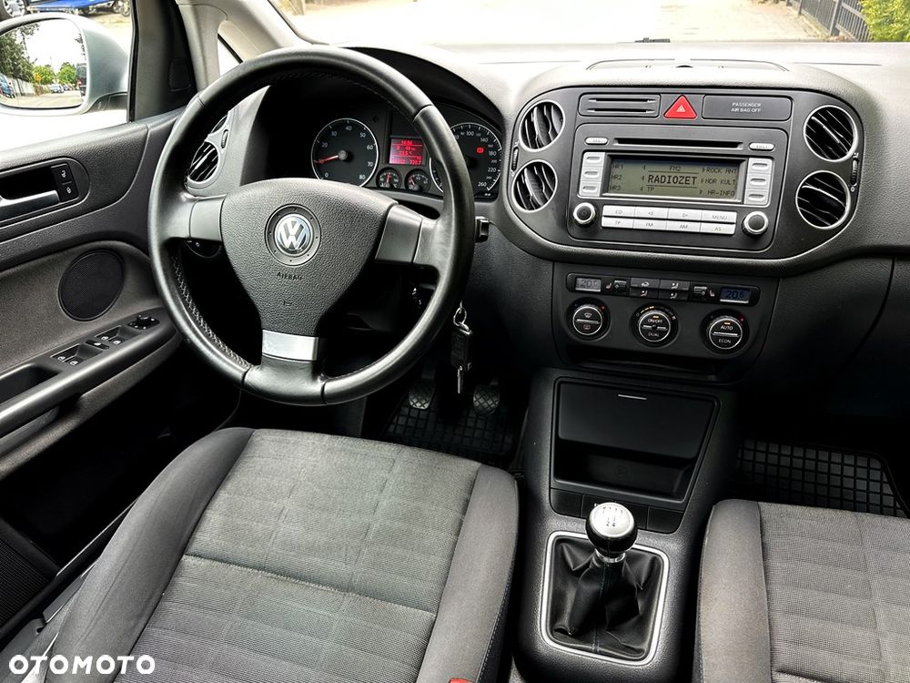 Volkswagen Golf Plus 1.6 Tour Edition - 25