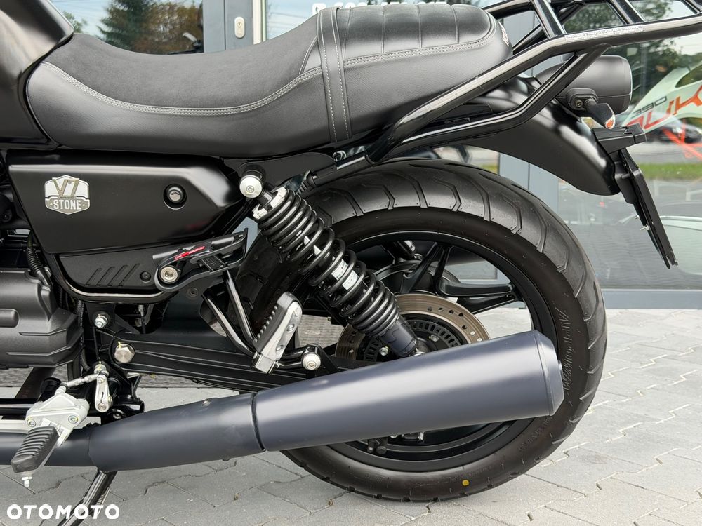 Moto Guzzi V7 - 31