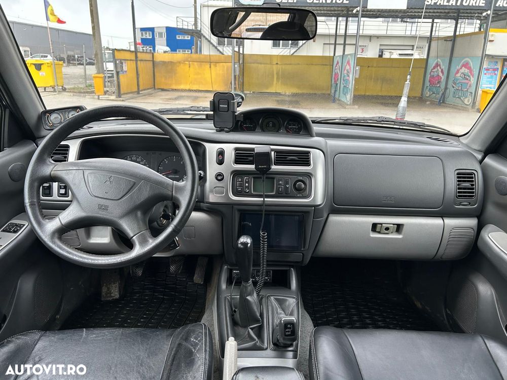 Mitsubishi Pajero Sport 2.5 TD Intense Piele + - 7