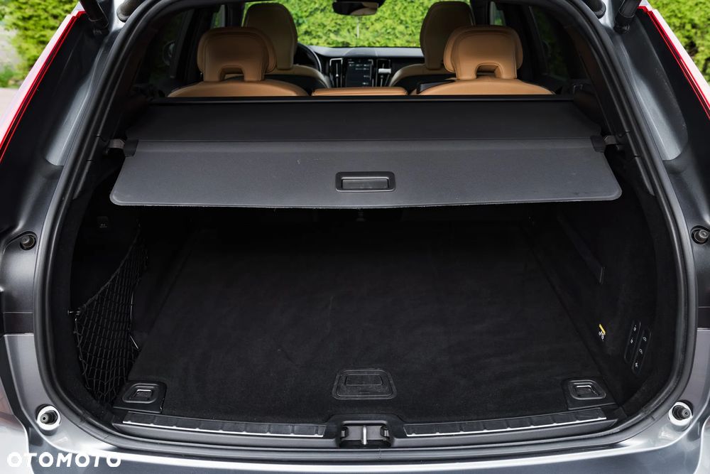 Volvo XC 60 D5 SCR AWD Inscription - 34