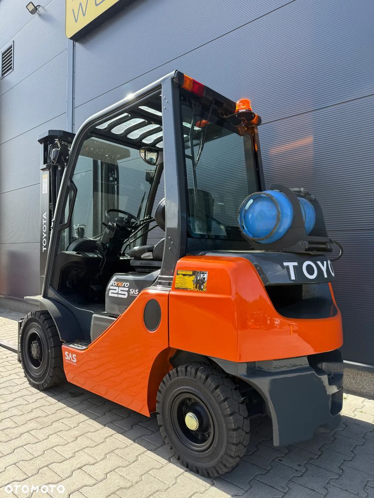 Toyota 02-8FGF25 - 5