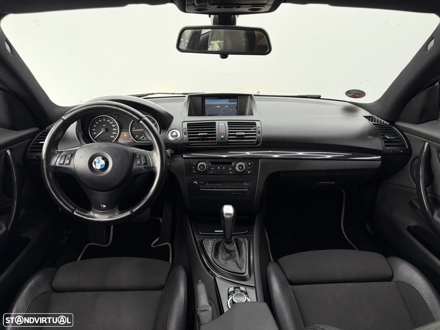 BMW 118 dA Pack M - 17