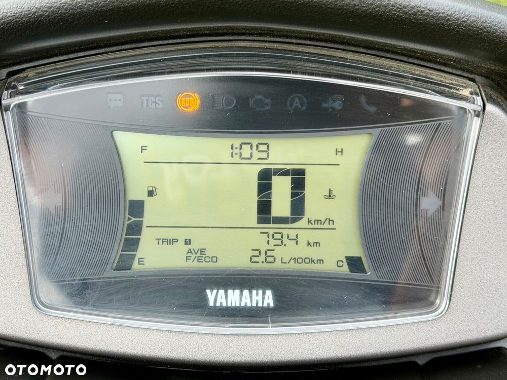 Yamaha NMAX - 13
