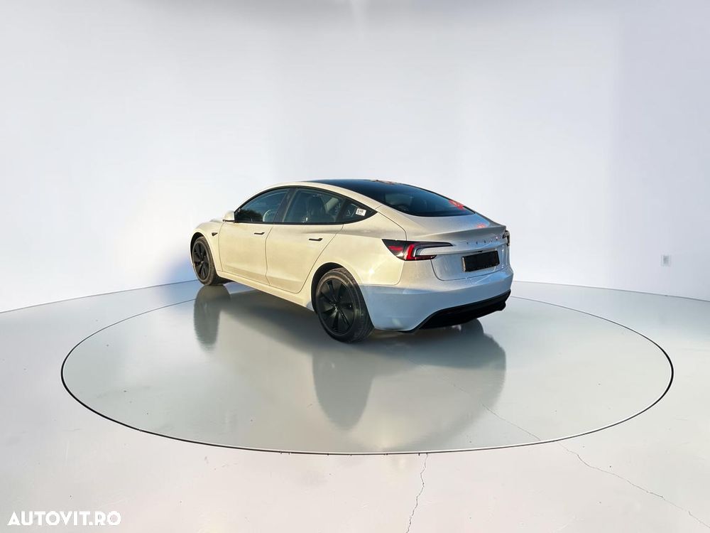 Tesla Model 3 - 2