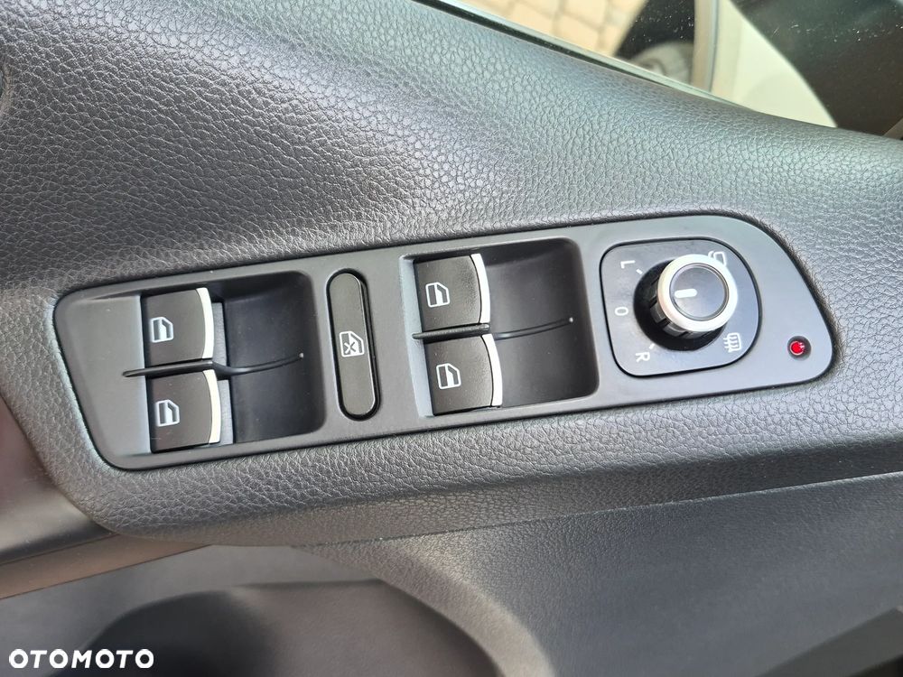 Volkswagen Tiguan - 23