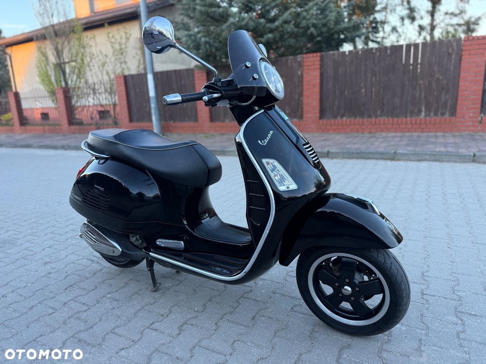 Piaggio Vespa - 3