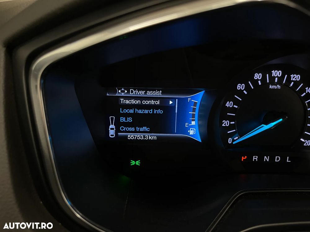 Ford Mondeo 2.0 HEV Titanium - 27