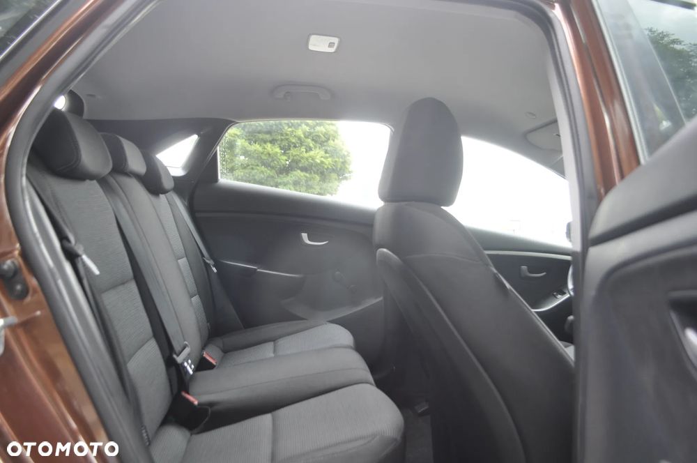 Hyundai i30 1.4 Comfort - 8